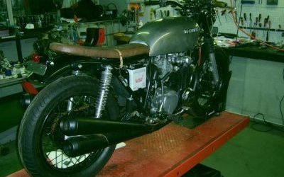 cafe racer,scrambler,bober (Honda)