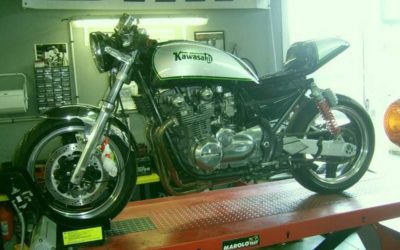 cafe racer,scrambler,bober (Kawasaki)