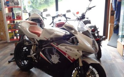 A vendre MV AGUSTA F4 312R couleur origine de 2007…