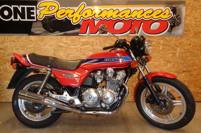 Honda 900 BO .