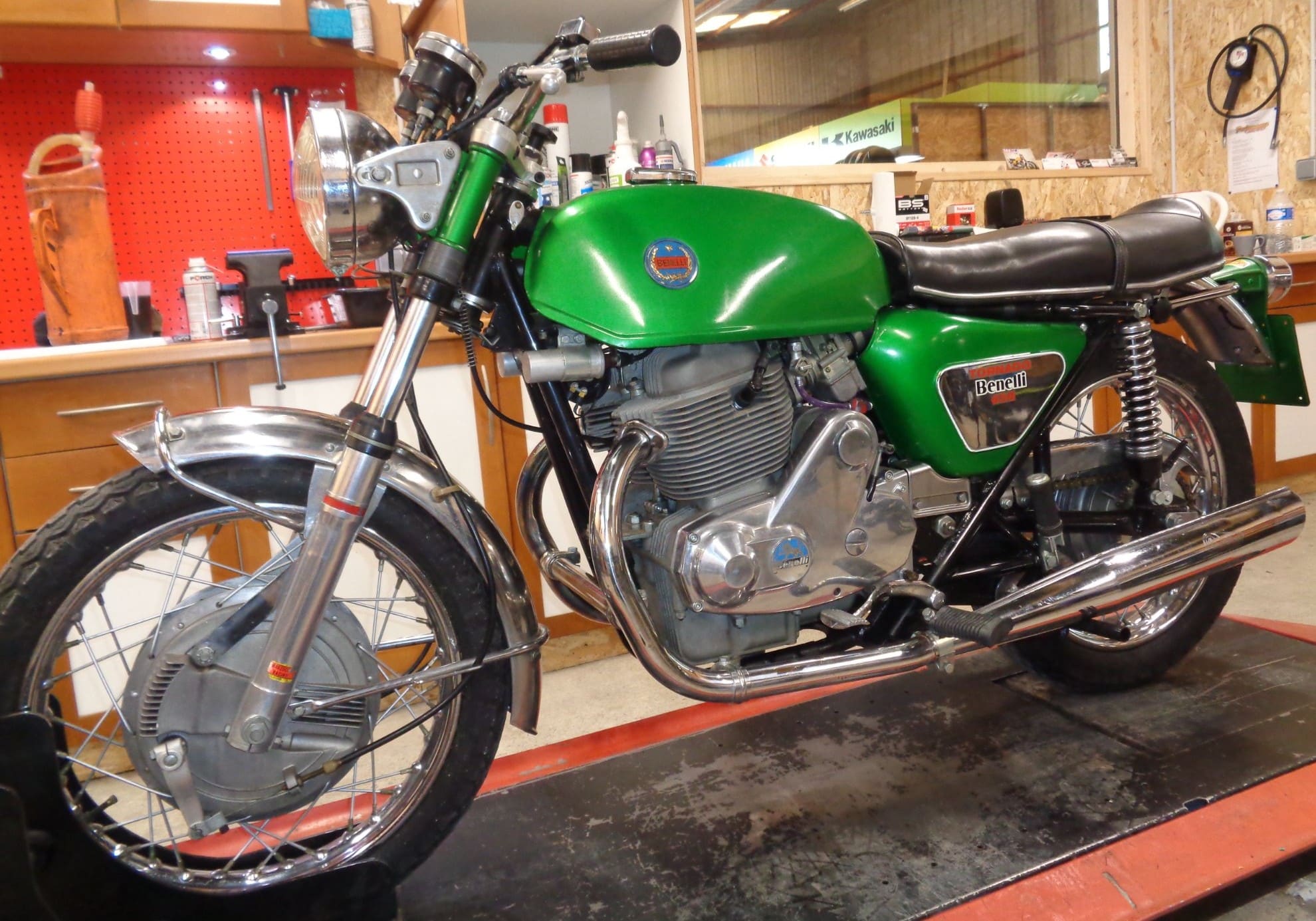 benelli tornado 650 . « Nos réalisations »  D’ici 20…