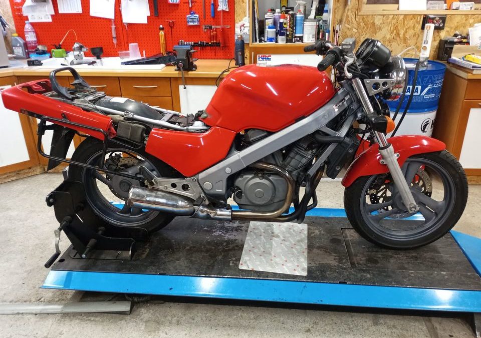 Début des modifications NTV Honda.