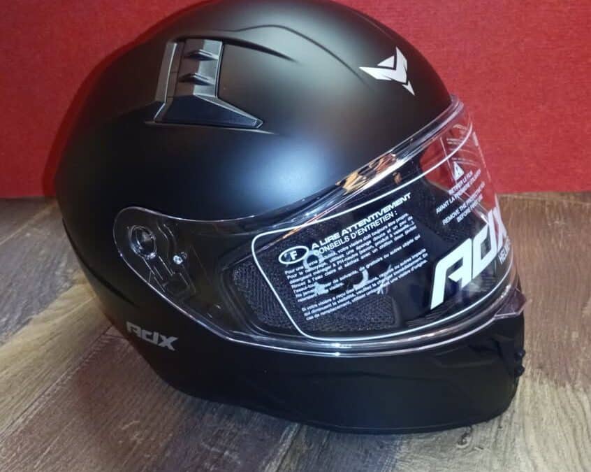 Tu cherches ton premier casque pour t’équiper a pas trop…