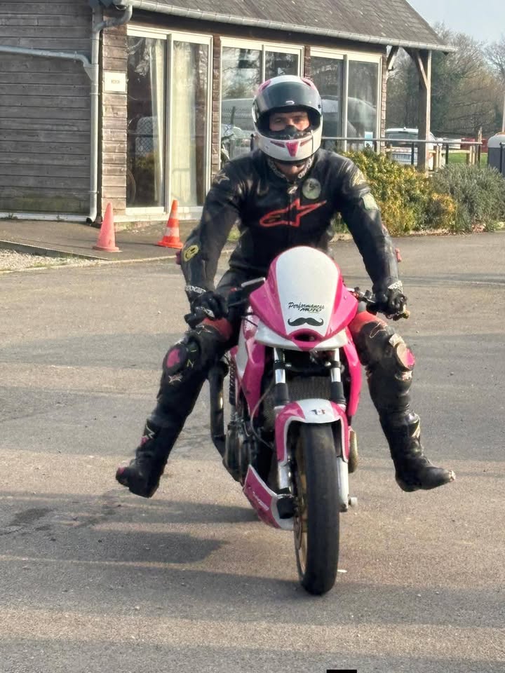 Ce weekend cest Loheac avec notre pilote Florian Crozatier du 1 1435544305027551 - Landivisiau Finistère Ce weekend cest Loheac avec notre pilote Florian Crozatier du 1 1435544305027551 - Landivisiau Finistère